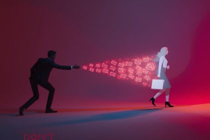 Digital marketer sending an email that revives an abandoned shopping cart, representing recovery of lost e-commerce sales through retargeting.